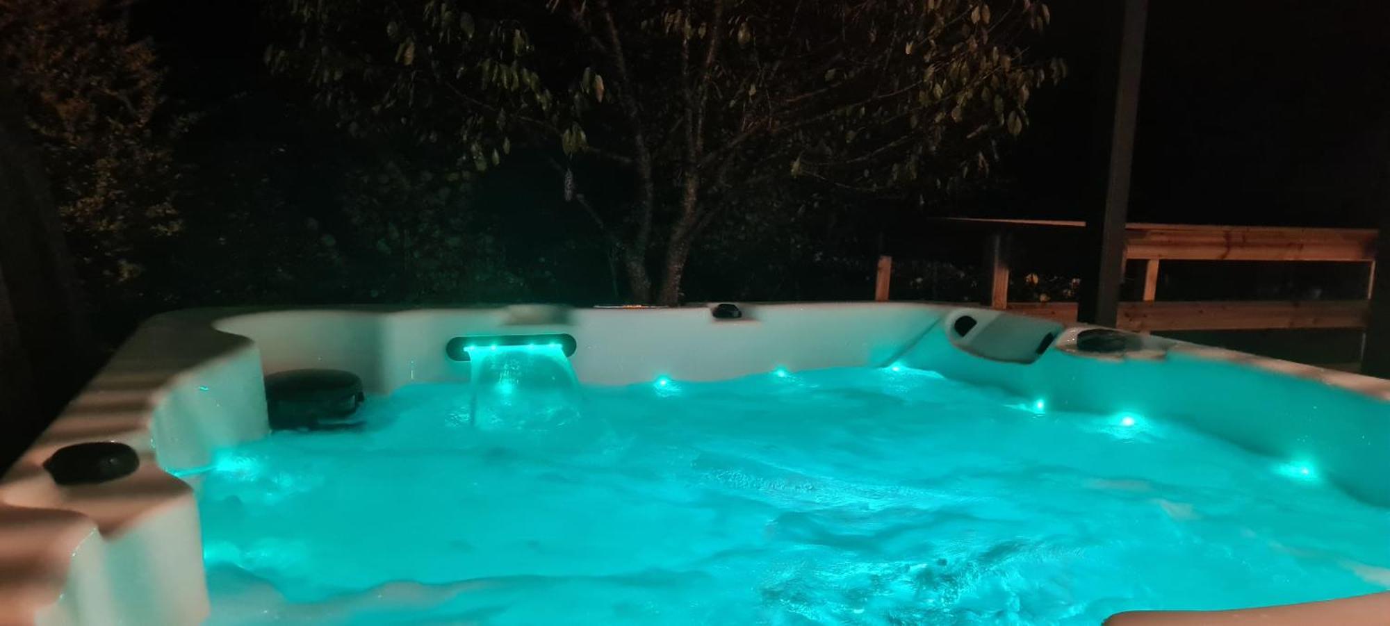 Gite 4 Etoiles La Belle Eau Calme Futeau エクステリア 写真